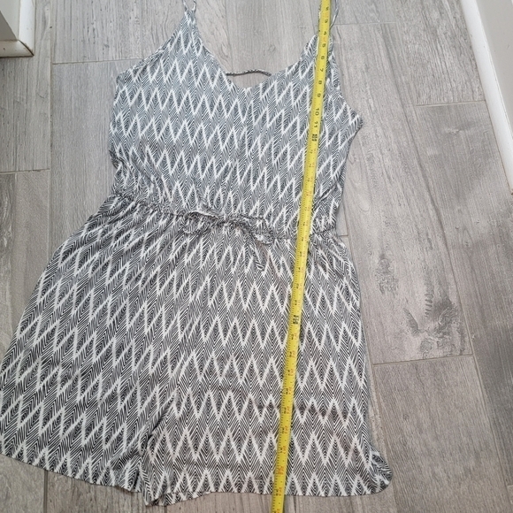 NWT H&M Romper M - Picture 6 of 10